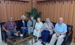 Emekli öğretmenler öğrencileriyle buluştu