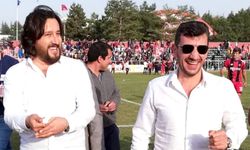 Özcan ve Şeker’den kutlama