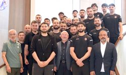 12 Dev Adam’dan Başkan Aşgın’a ziyaret
