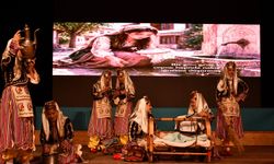 Maarif topluluklarından muhteşem kültür ve sanat gecesi