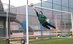 8 penaltının 7’sini kurtardı, Genç kaleci Çorum FK yolcusu