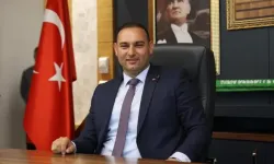 CHP'de fırtına dinmiyor! Bir belediye başkanı daha istifa etti!