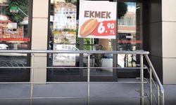 Çorum'da bir market ekmeğin fiyatını 6 lira 90 kuruşa düşürdü