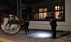 4 kişi balkon camlarını kırarak eve girdi