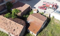 Metruk evde korkutan yangın