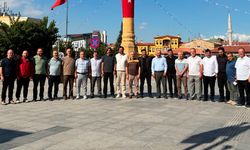İnsani Değerler Platformu'nda görev değişimi