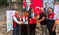 Ceviz üreticilerine koruyucu ekipman ve gübre dağıtıldı