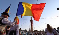 Festival renkli görüntülerle başladı