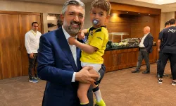 Fenerbahçe'nin maçını Çorumlu Göktuğ ile birlikte izledi