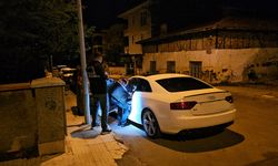 2 şüpheliden otomobile tüfekli saldırı