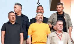 Üç başkan da maçta