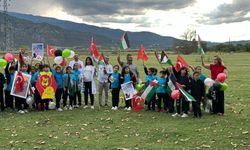 Filistinli çocuklar için uçurtmaları gökyüzüne bıraktılar