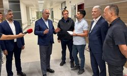 Ahlatcı yeni hastaneyi gezdi, tarih verdi