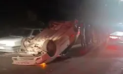 Otomobilde sıkışan sürücüyü itfaiye ekipleri kurtardı