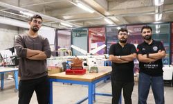Üniversite öğrencilerinden yapay zekalı savaşan İHA