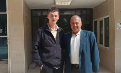 Baba-oğul okul arkadaşı oldu