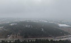 Yüksek kesimlerde sis etkili oldu