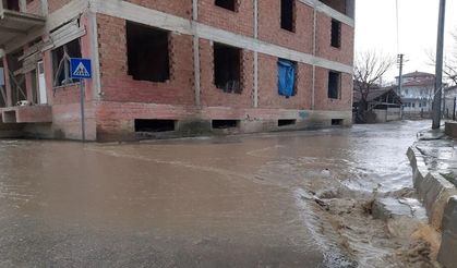 Ortaköy'ü dolu vurdu