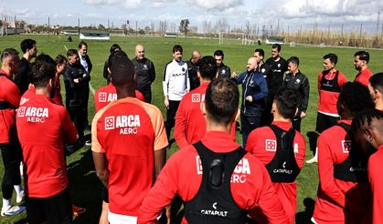 Çorum FK'da kamp kadrosu açıklandı! Eze de katılıyor