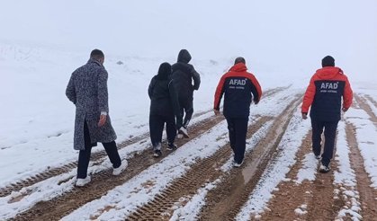AFAD, Kösedağ’da mahsur kalan 3 kişiyi kurtarıldı