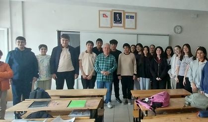 41 yıllık öğretmen şiirle veda etti