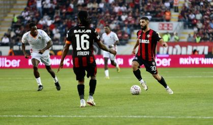 Uğur hocanın Ahmet Ildız aşkı depreşti!