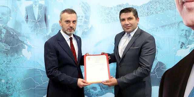 Ortaköy AK Parti’ye yeni başkan