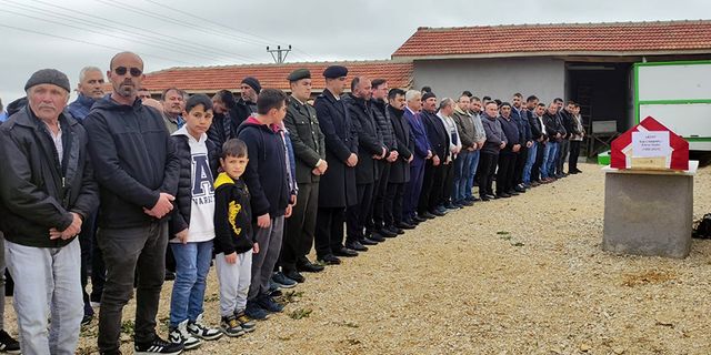 Kıbrıs gazisi son yolculuğuna uğurlandı