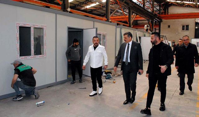 Ayda 600 konteyner üretiyorlar
