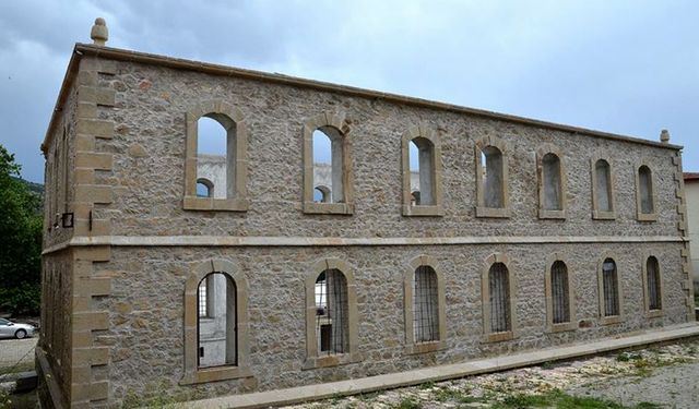 Redif Kışlası 29  Ekim'de açılacak