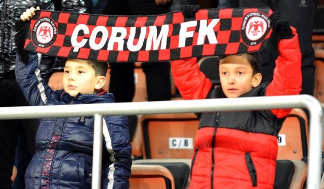 Çorum FK’dan öğrencilere büyük jest