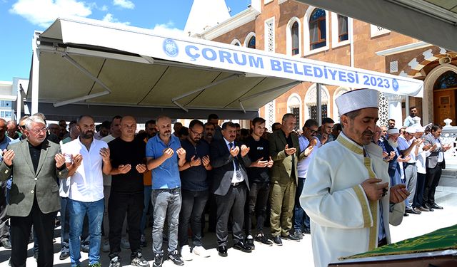 İsmail Haniye için gıyabi cenaze namazı kılındı