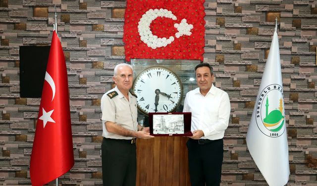 Tümgeneral Ağırcan'dan Muhsin Dere'ye ziyaret