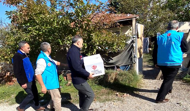 Müftülük ve Diyanet Vakfı’ndan  ihtiyaç sahiplerine yardım