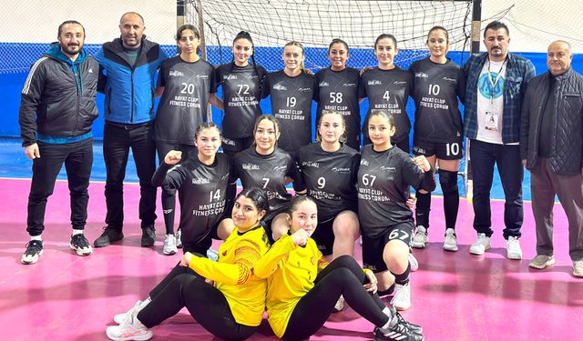 Gençlikspor lideri devirdi zirveye ortak oldu:31-30