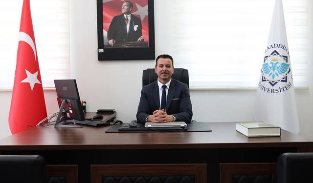 İstifa etmişti, dekan oldu