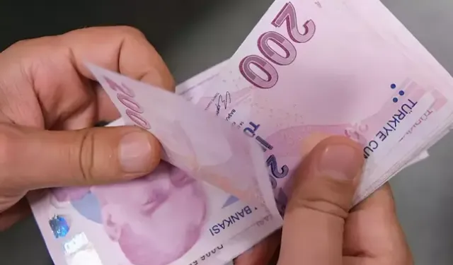 Milyonlarca emekli maaş zammı için pazartesi gününü bekliyor