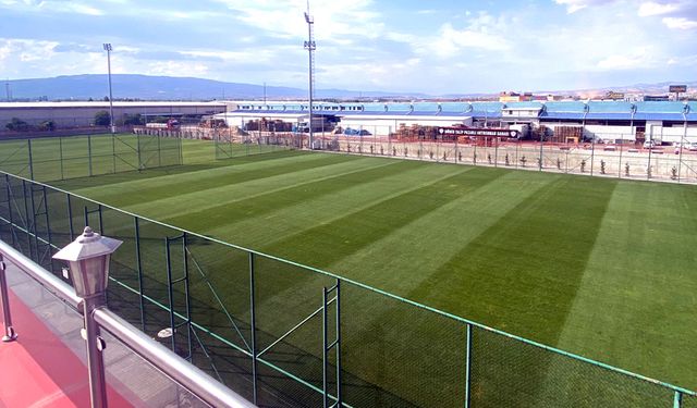 15 Adet Sentetik Çim Yüzeyli Futbol Sahası yapılacak