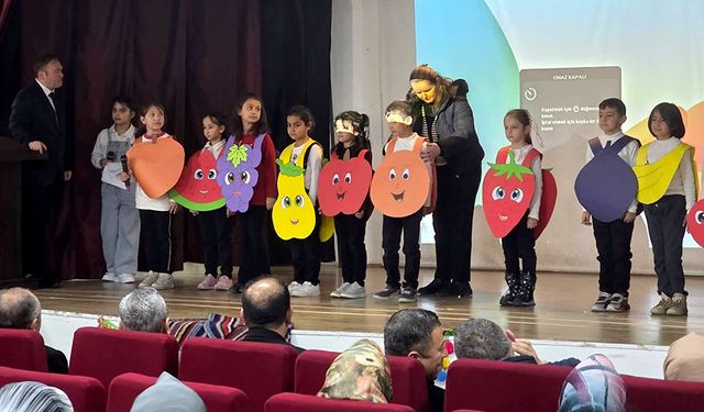 Bayat'ta Tutum, Yatırım ve Türk Malları Haftası kutlandı