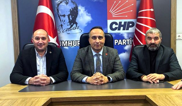 Esnaf temsilcilerinden  CHP’ye hayırlı olsun ziyareti