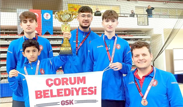 Gençler Masa Tenisi’nde Çorum Belediyespor ve Arenaspor finalde