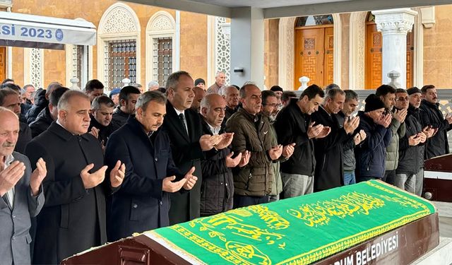 Selahattin Eker toprağa verildi