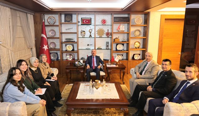 Yeşilay'dan Vali Çalgan'a ziyaret