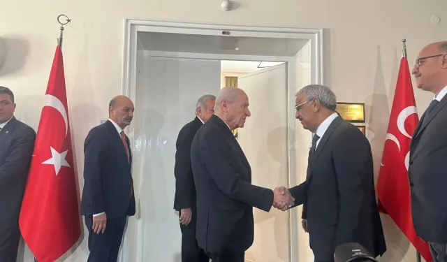 Buldan konuştu, Bahçeli "İmzamı atarım" dedi