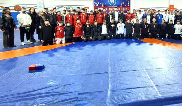 Okullar Güreş’de Çorum temsilcileri belli oldu