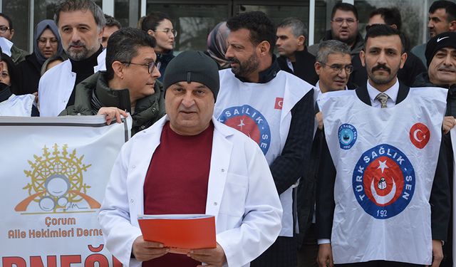 Aile hekimleri ücret kesintilerine karşı eylem başlattı