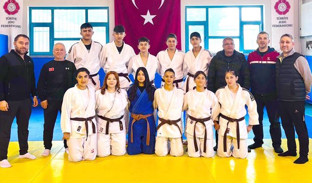 Çorum’dan 11 sporcu Türkiye Şampiyonası bileti arayacak