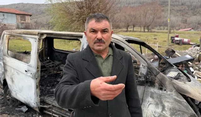 Muhtarın 4 aracını ateşe verdiler