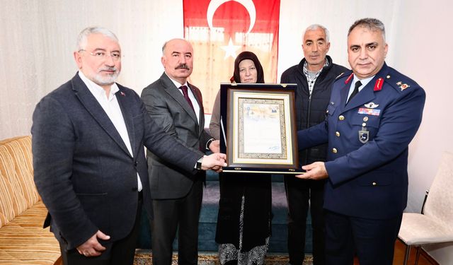 Şehit ailesine “Şehadet Belgesi” takdim edildi