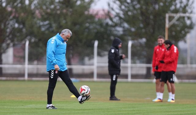 Sivasspor'da Çorum FK maçı hazırlıkları sürüyor